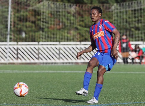 Noeliak, Nokok, Honokak eta Camposek armaginak izaten jarraituko dute