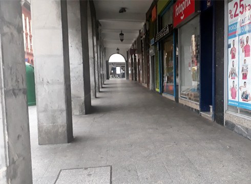 [ARGAZKIAK] Nola daude Eibarko kaleak konfinamenduaren laugarren egunean?