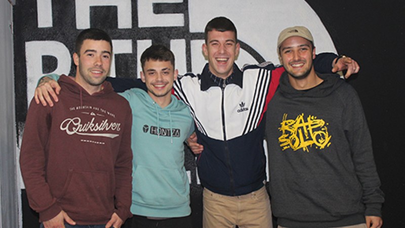 North School, Debabarreneko rap maisuak