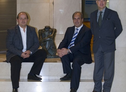 Obesitateari aurre egiteko kirurgiari buruzko hitzaldia