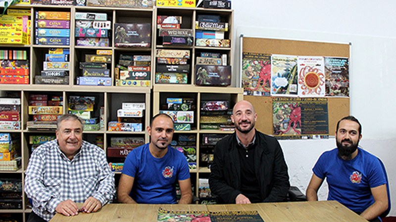 Odisea elkarteak egun osorako egitaraua prestatu du zapaturako Errebalen, era guztietako mahai-jokoekin