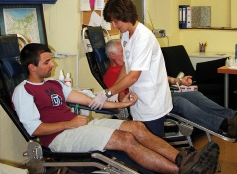 Odol-emaileek gaur hitzordua dute Pagaegi kaleko egoitzan