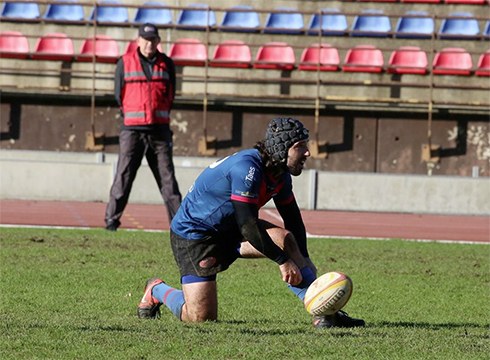 Ohorezko B Mailako errugbi taldeak sailkapeneko toki lasaiagoa lortu du azken garaipen argiarekin