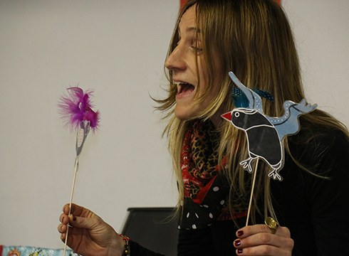 Oihana Etxegibelek "Bazinen behin zu" ipuina kontatuko die umeei zapatu arratsaldean