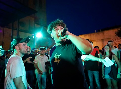 Oilar-borrokak egongo dira bihar Errebal Plazan