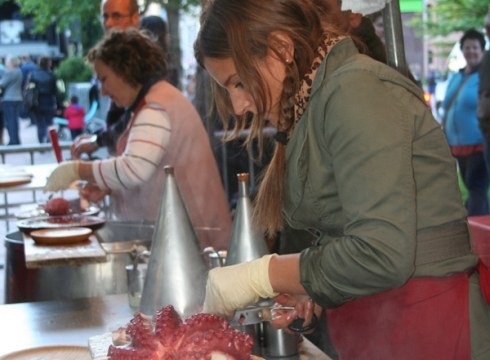 Olagarro zaporeko jaiak Urkizura bueltan