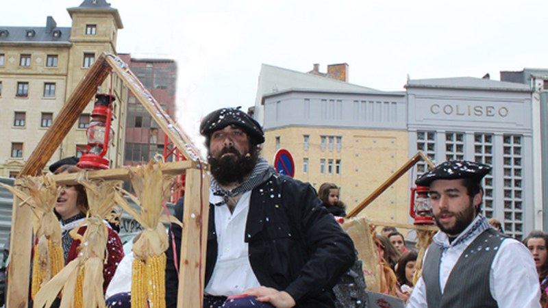 Olentzeroren kalejirako argazki bilduma prest