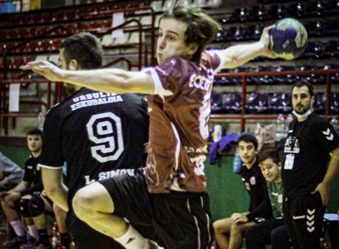 Orain arteko bidearekin jarraitzeko asmoa du Hierros Servandok