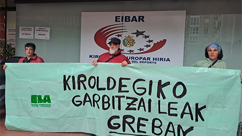 Orbea kiroldegiko garbitzaileek greba mugagabea hasi dute