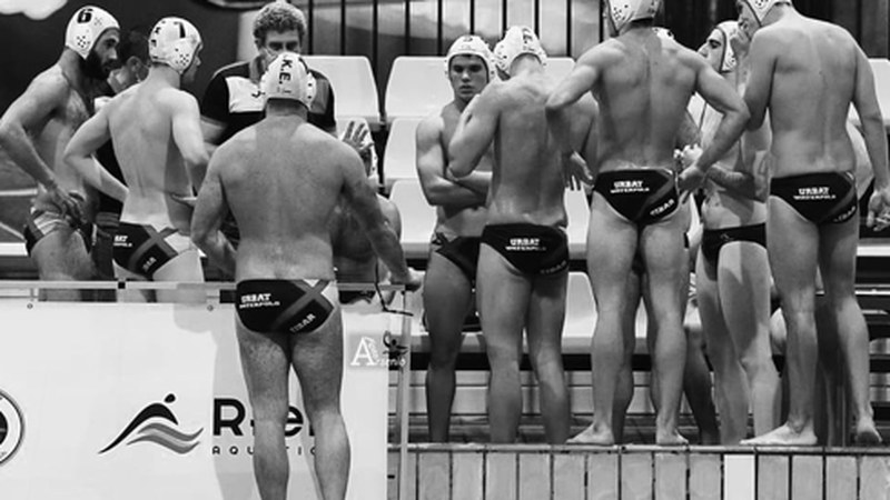 Oreka eta sufrimendu handiko partiduei egin zieten aurre waterpoloko taldeek azken asteburuan