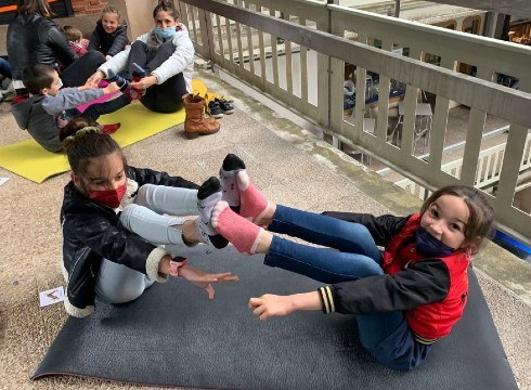 Oreka lantzen jardun dute guraso berbalagunek eta haien familiek