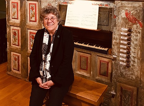 Organo emanaldia hartuko du San Andres elizak gaur iluntzean