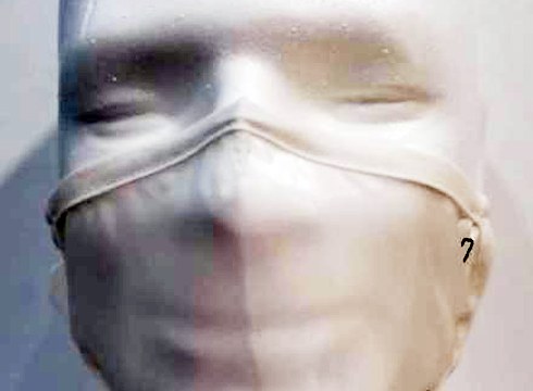 Orlegia Arrasateko enpresak maskarilla gardenei buruzko bi hedabideetako informazioa gezurtatu du