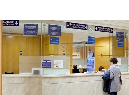 Osakidetza jarduera kirurgikoa berreskuratzen hasi da, asistentzia-eremua tenkatuta egon arren