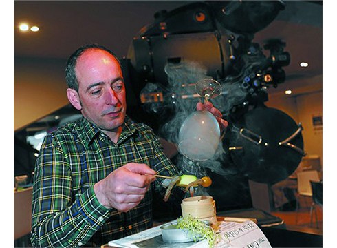 Oskar Trebiño, ostalaria: “Tabernen irekiera asko luzatzen bada, batzuk ezin izango gara lanean hasi”