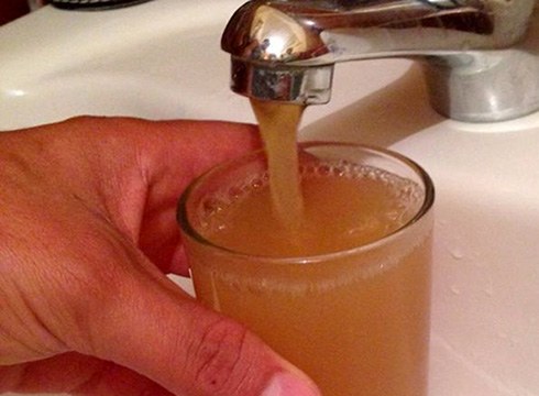 Ospitaleko lanen eraginez egun batzuetan ura zikin etor daitekeela ohartarazi dute