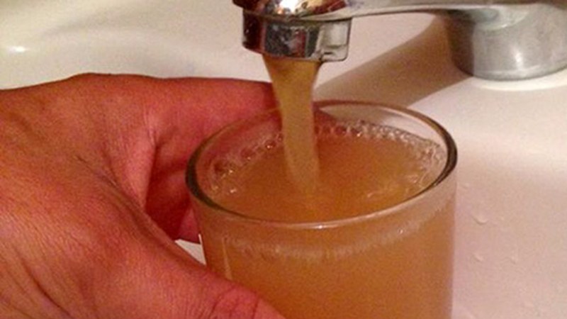 Ospitaleko lanen eraginez egun batzuetan ura zikin etor daitekeela ohartarazi dute