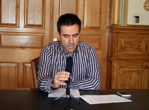 Ospitalerako lurraren deskontaminazioarekin rifi-rafea