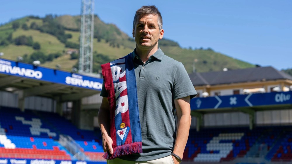 Ostegunean emango zaio hasiera Jokin Aranbarri entrenatzailearen aroari SD Eibar taldean