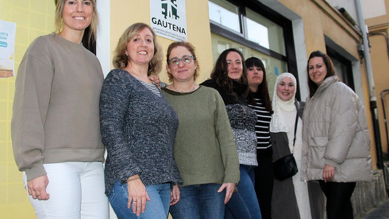 Otsailaren 1ean Coliseo antzokiko ateak parez pare zabalduko dira autismoari buruz berba egiteko