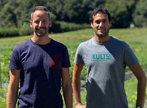 Pablo Kaperotxipi eta Pablo Quintero: “Baserritarrei beste salmenta-kanal bat eskaintzen diegu, irismen gehiagorekin”