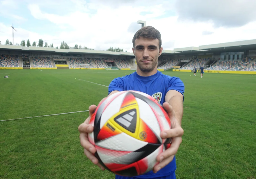 Pablo Santiago Castellon taldean arituko da datorren denboraldian