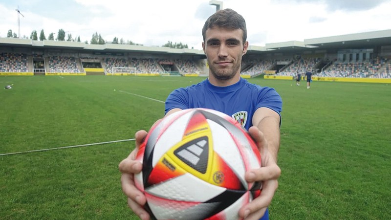 Pablo Santiago eibartarrak denboraldi bikaina dihardu egiten Barakaldorekin