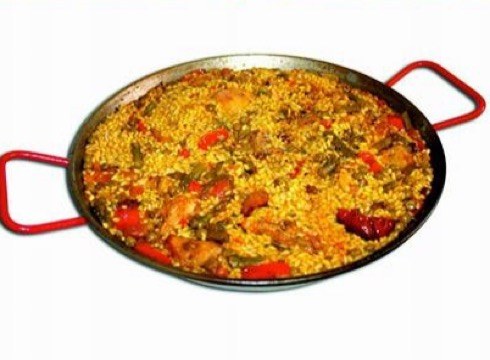 Paella-jan solidarioa antolatu dute datorren domekarako