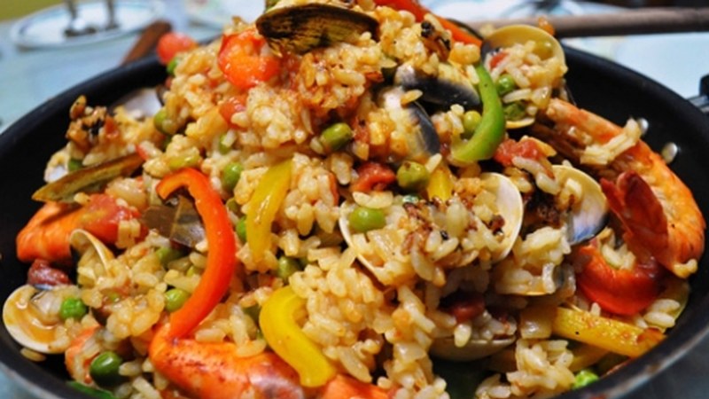 Paella txapelketa egingo da Arraten Kofradia Egunean