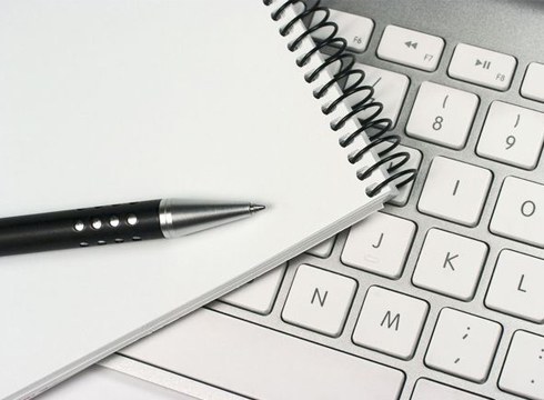 Pagatxa Emakume Elkarteak "Idazte sortzailea" tailerra antolatu du