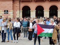 Palestinako herriarekin bat egin nahi izan dute herritar askok Eibarren ere