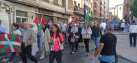 Palestinaren aldeko manifestazio jendetsua egin zen domekan