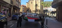 Palestinaren aldeko manifestazio jendetsua egin zen domekan