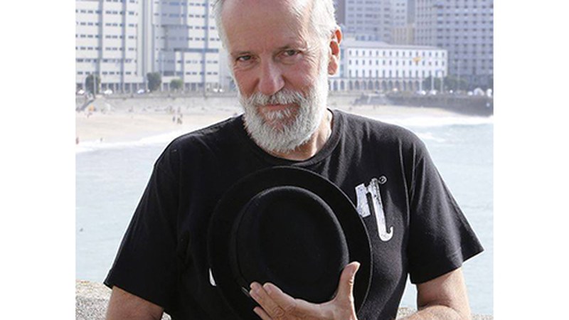 Pancho Varona, musikaria: “Abestien arimara heltzen gara kontzertu hauetan”