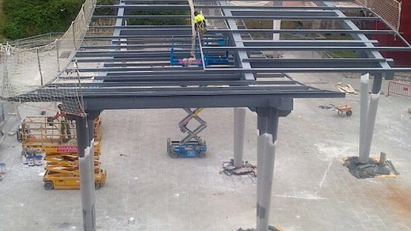 Parkea estaltzeko lanetatik zailena amaitu dute