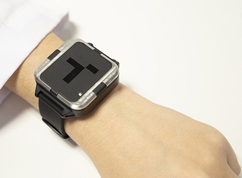 Patologia batzuk dituzten pazienteentzako eskumuturrekoa garatzen dihardu Tekniker