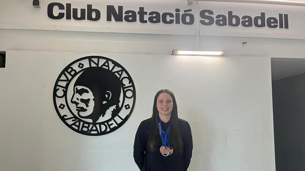 Paula Calvok Eibar Igerixan jarraitzen du kokatzen estatuko igeriketaren barruan