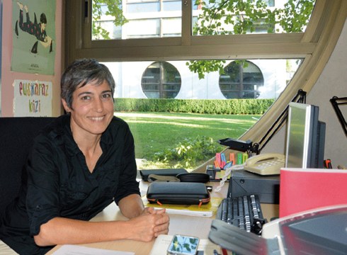 Paula Kasares: “Haurrak euskaraz aditzeko eta aritzeko aukera ohikoak eta askotarikoak behar ditu”