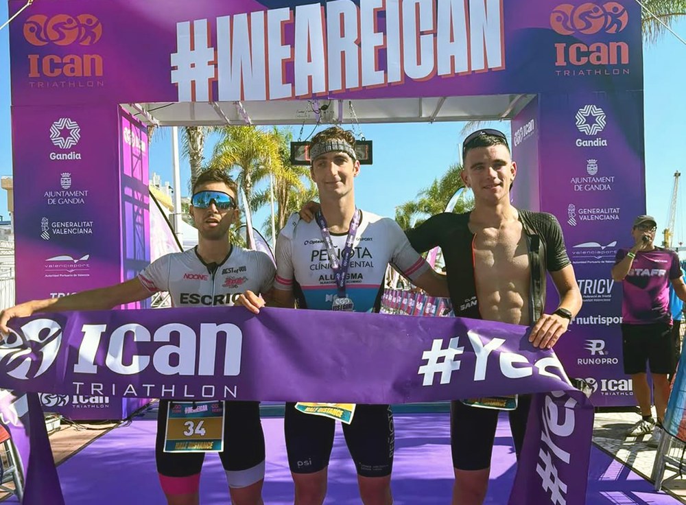 Pello Osoro irabazle distantzia erdiko Gandiako triatloian