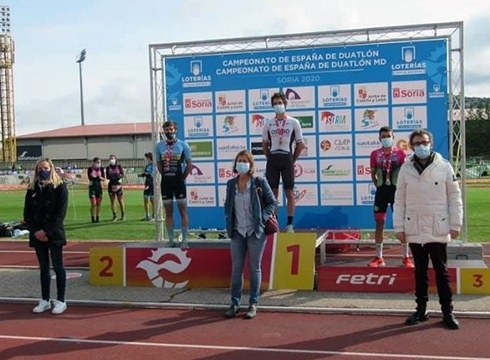 Pello Osorok distantzia erdiko Espainiako Duatloi Txapelketa irabazi du