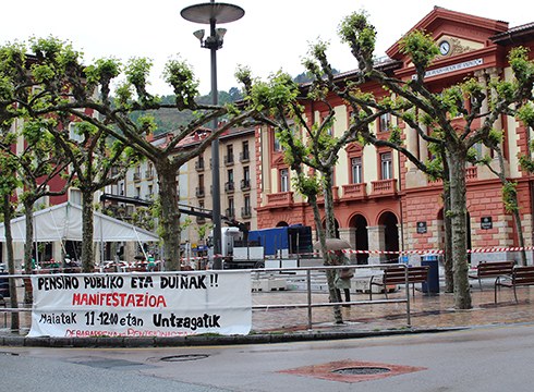 Pentsio duin eta publikoak eskatzeko manifestazioa deitu dute zapatu eguerdirako