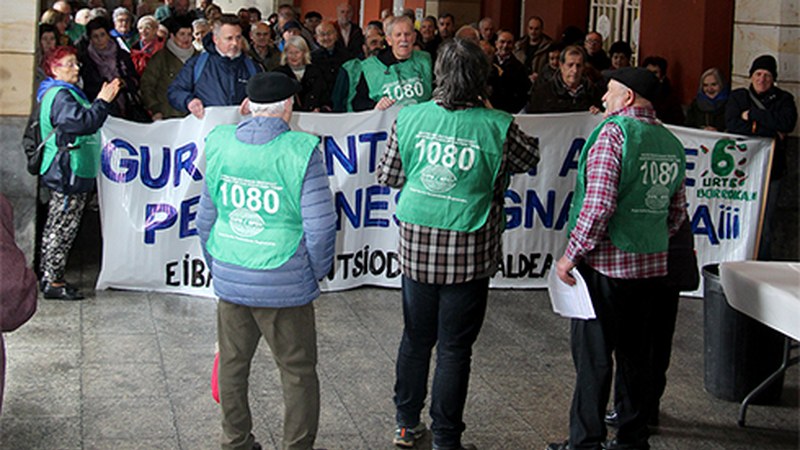 Pentsiodunek sei urteko borrokari esker lortutakoa ospatu dute