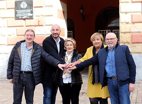 Pertsona Nagusien Hamabostaldia antolatu dute maiatzerako, bi urteko etenaldiaren ondoren