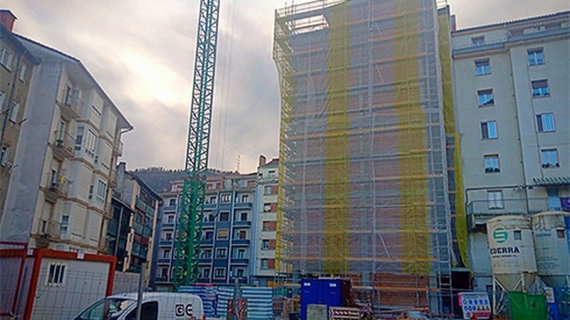 Pertsona nagusientzako tutoretzapeko bederatzi apartamentu egingo ditu Udalak Estaziñoan