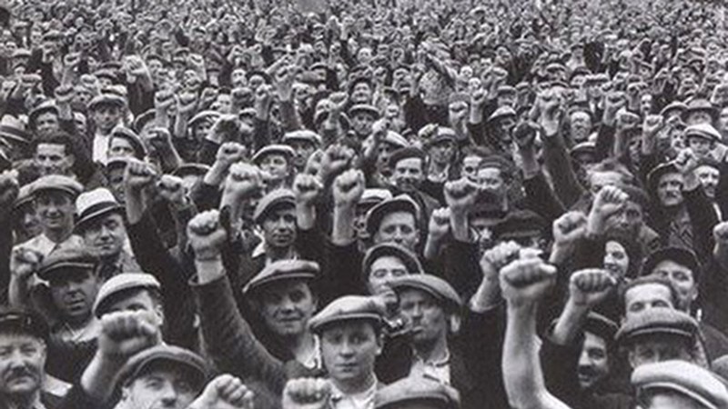 Pertsonak eta bizitza izango dira lehenak M1ean, Langileen Nazioarteko Egunean