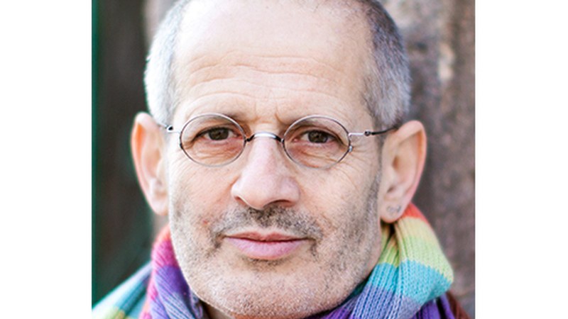 Peter Szil-ek ‘Gizonezkoak, pornografia eta prostituzioa’ izeneko hitzaldia eskainiko du bihar