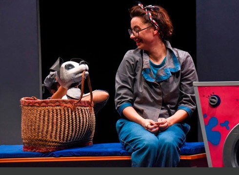 "Pintto, Pintto" familia osoarendako antzezlana gaur Coliseoan