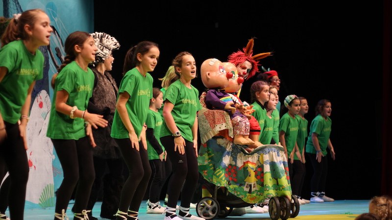 Pirritx, Porrotx eta Marimotots: 'Bizi dantza'