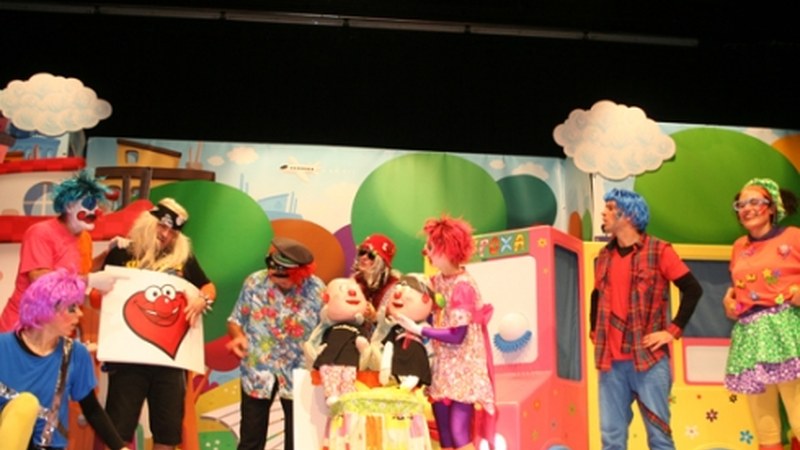 Pirritx, Porrotx eta Marimototsek bizipoza ekarri ziguten