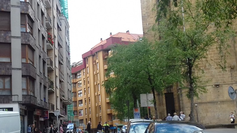 Plaza Barrian oinezkoen mugikortasuna eta saltokien jarduera hobetzeko lanak egingo dira hurrengo hilabeteetan